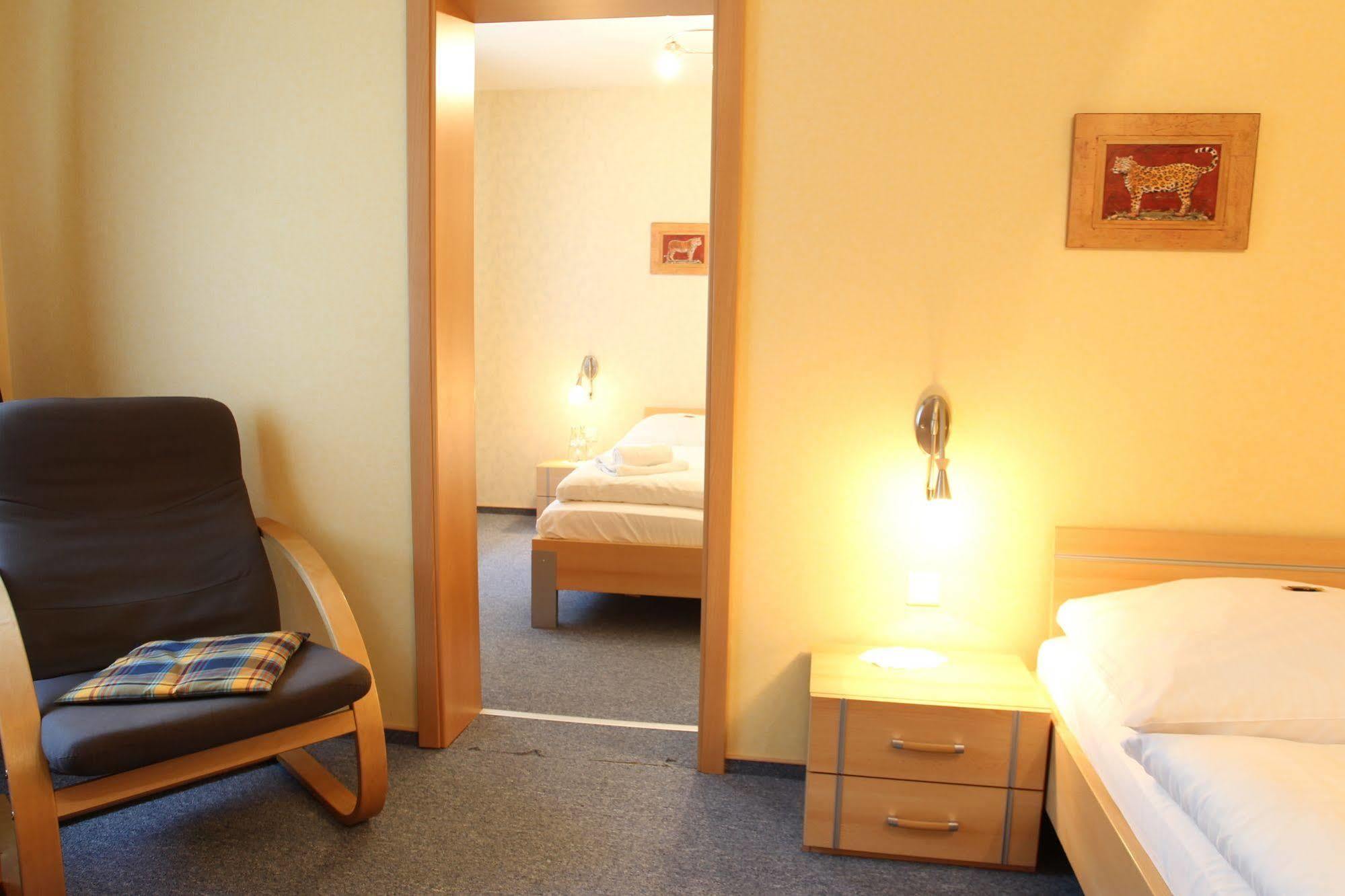 Hotel Wittorf Neumuenster Exterior photo